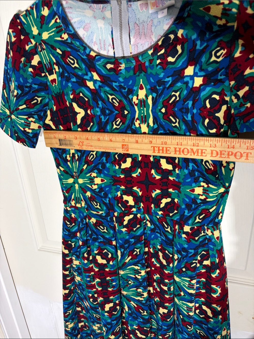 Women's Short-Sleeve Fit & Flare Dress in Multicolor Kaleidoscope - Picture 8 of 8